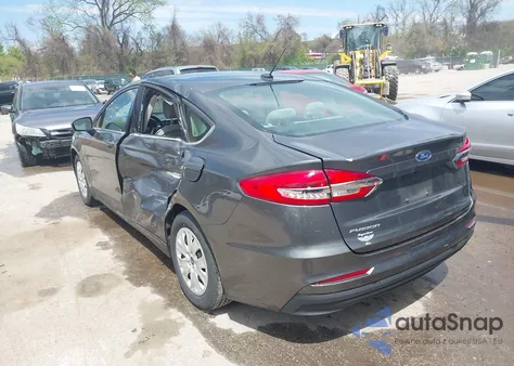 2019 Ford Fusion S из США, поврежденный, VIN 3FA6P0G76KR247492